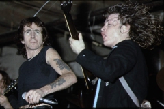 AC DC